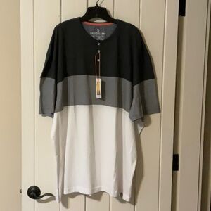 Free Planet Henley color blocked t-shirt. Size 4X. NWT